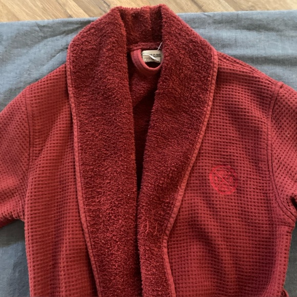 Red Waffle Knit Robe - Picture 2 of 7